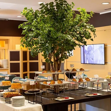 Hotel Ramada Plaza By Wyndham Milano