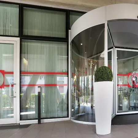 Ramada Plaza By Wyndham 4* Milano