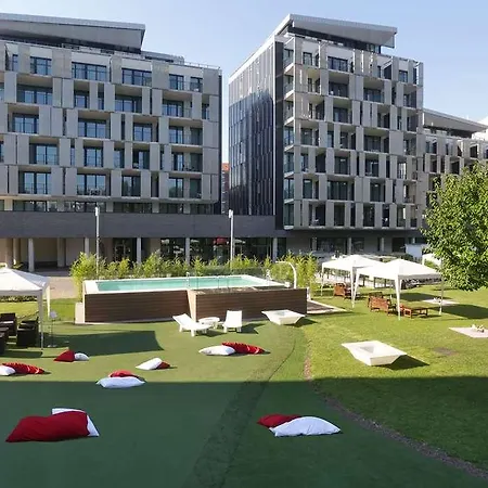 Ramada Plaza By Wyndham