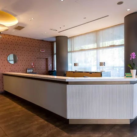 Hotel Ramada Plaza By Wyndham Mediolan