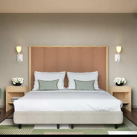 Ξενοδοχείο Ramada Plaza By Wyndham 4*
