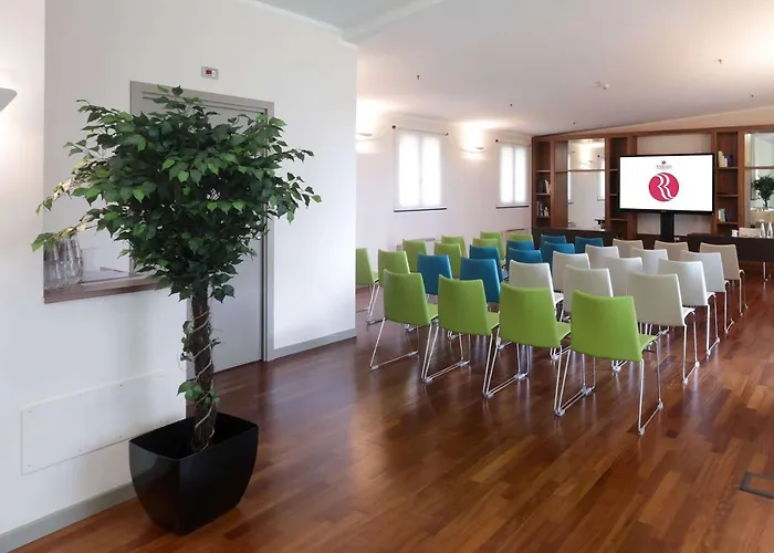 Ramada Plaza By Wyndham 4* Milano