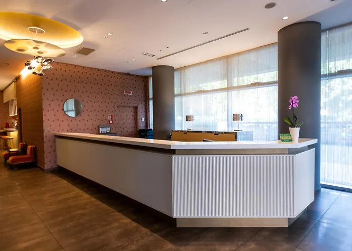 Hotel Ramada Plaza By Wyndham