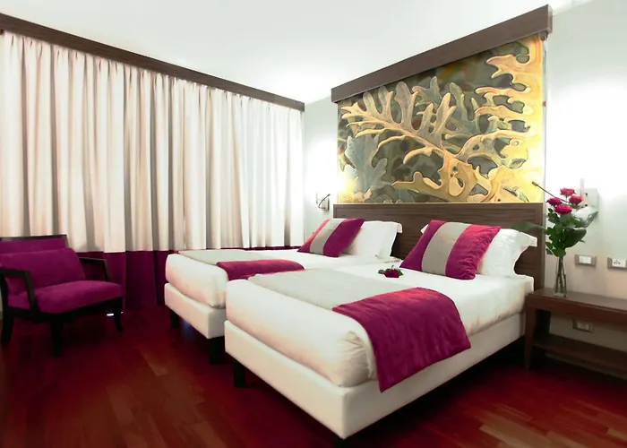 Hotell Ramada Plaza By Wyndham Milano