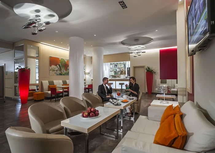 Ramada Plaza By Wyndham Hotell