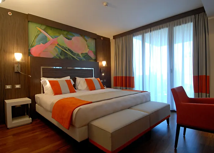 Ramada Plaza By Wyndham