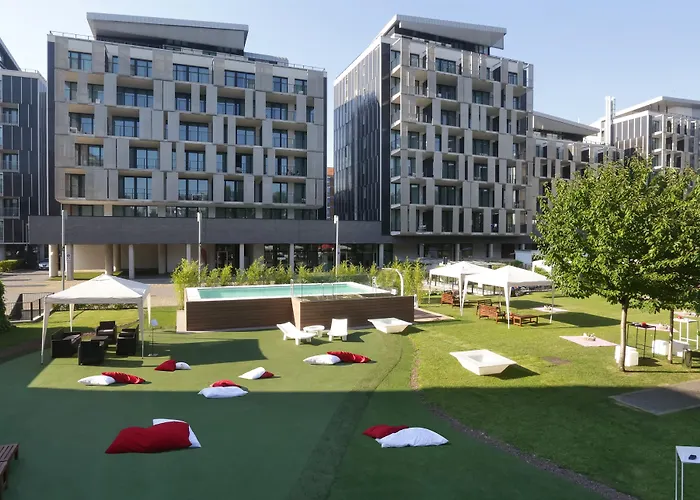 Ramada Plaza By Wyndham Hotell 4*