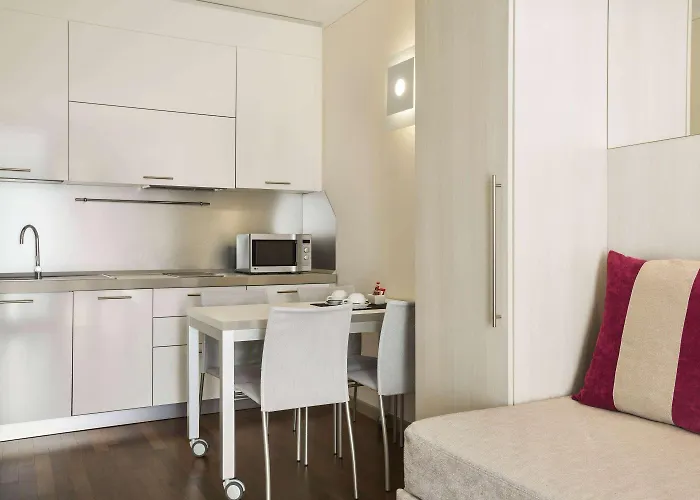 Ramada Plaza By Wyndham Hotell