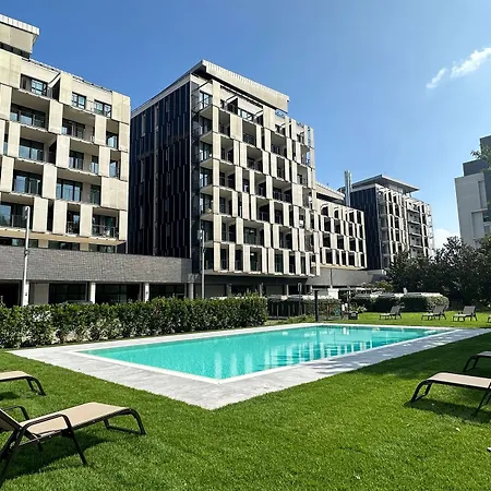 מלון Ramada Plaza By Wyndham 4*